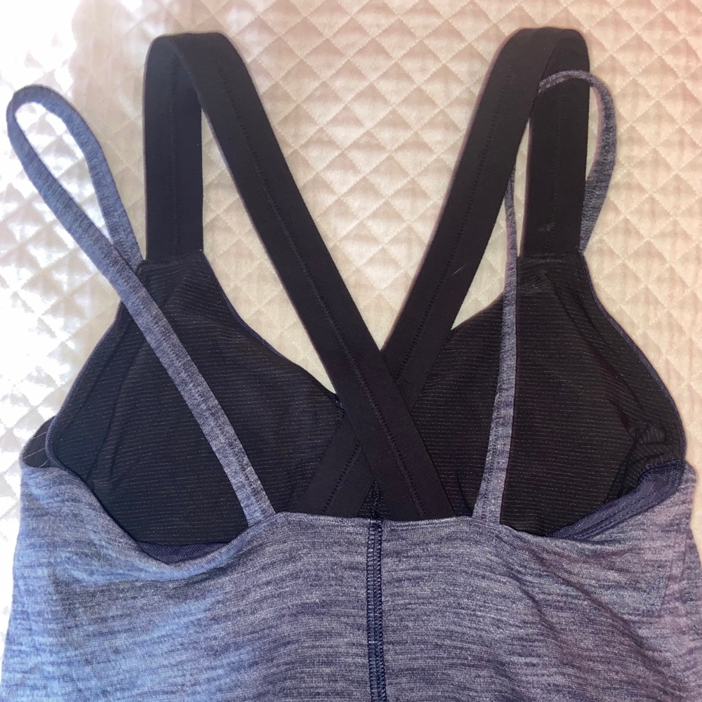 Lululemon  Run For Gold Tank - Picture 4 of 9